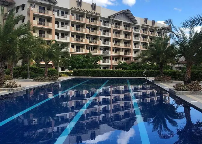 Family W/ Centralized Ac Nr Ayala Mall Feliz Apartment